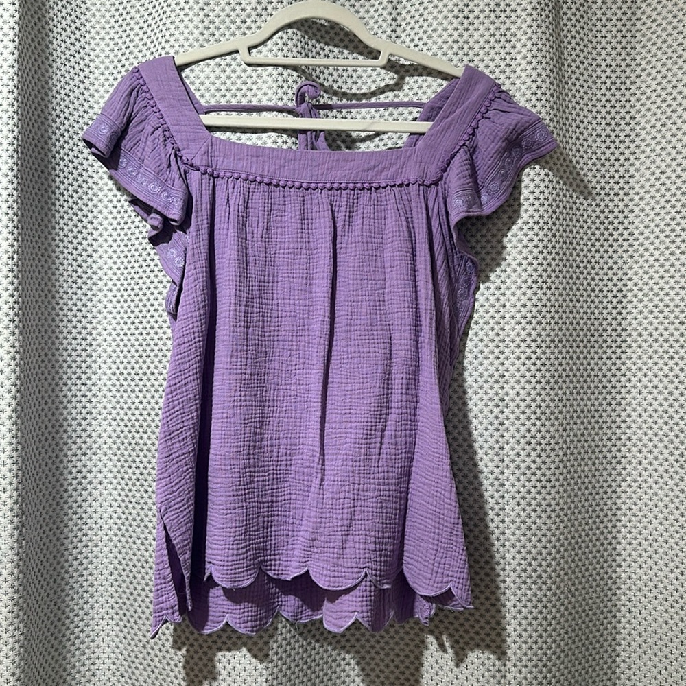 Spring purple top with square neckline!💗